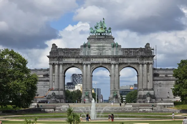 Cinquantenaire Arch